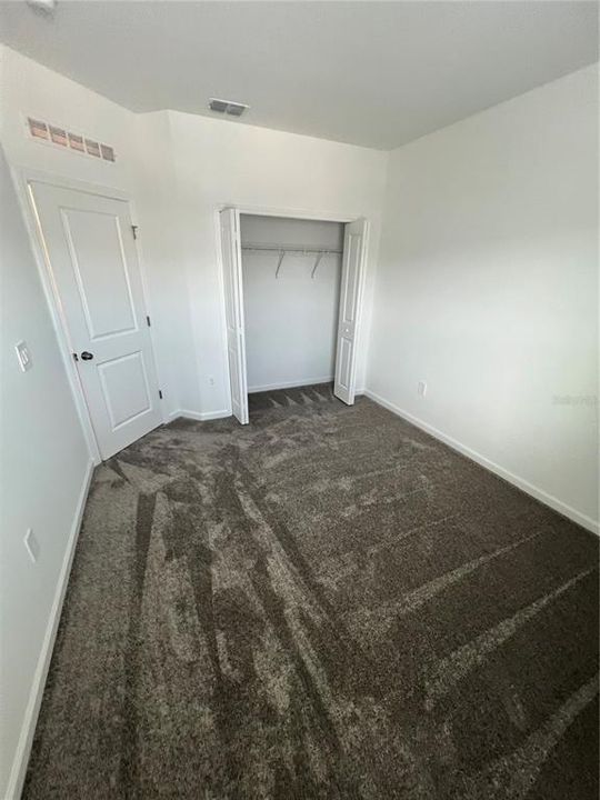 For Rent: $2,100 (3 beds, 2 baths, 1689 Square Feet)