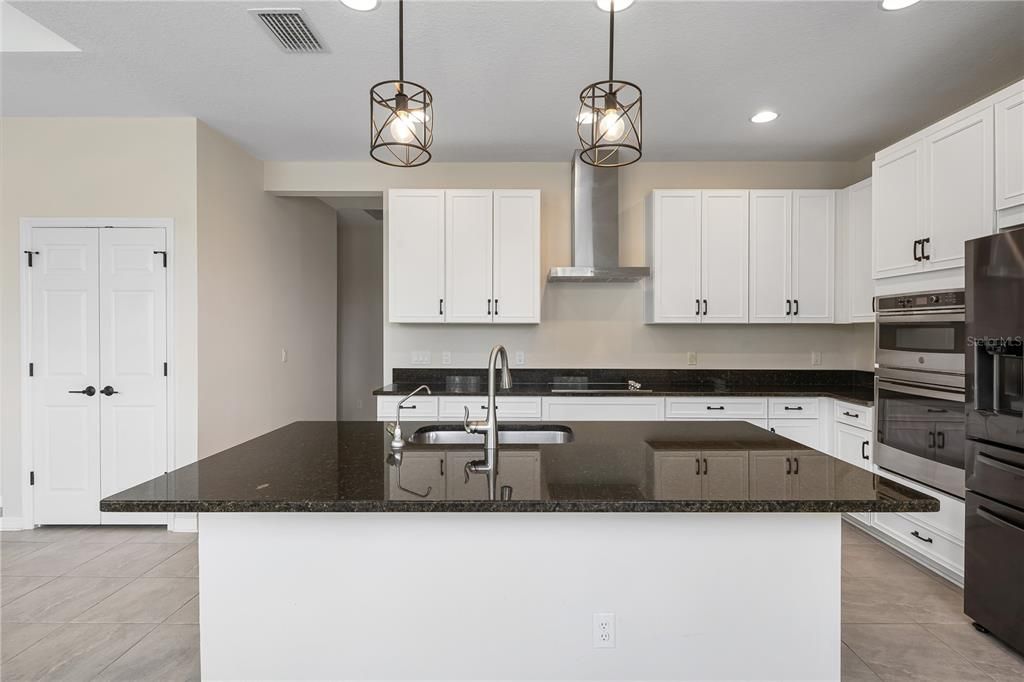 Active With Contract: $450,000 (4 beds, 3 baths, 2139 Square Feet)