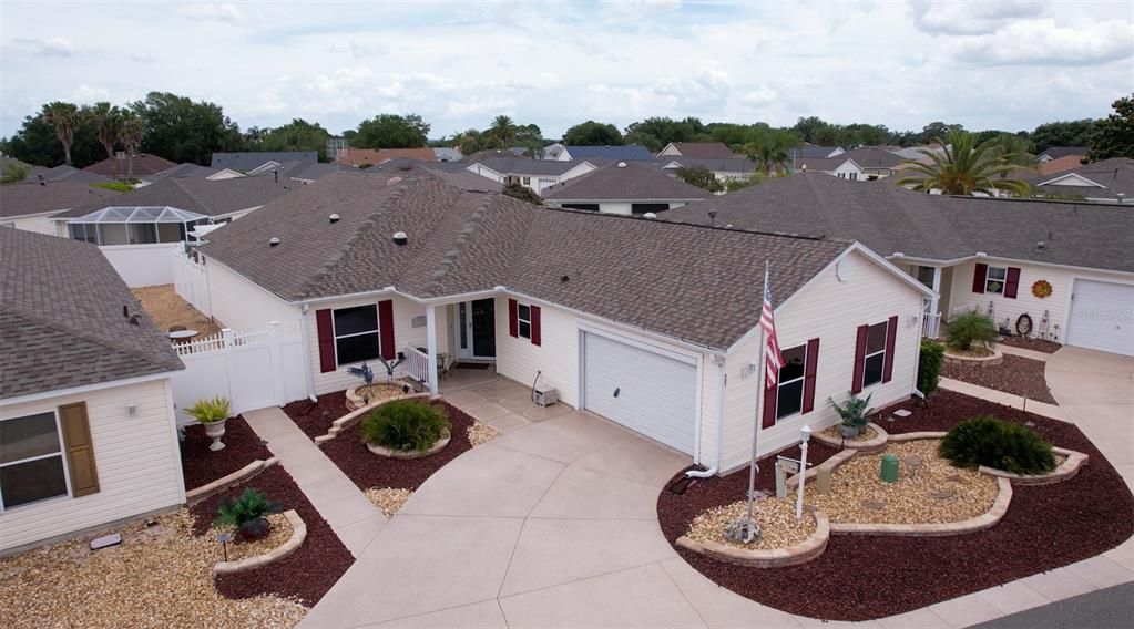 Active With Contract: $440,000 (3 beds, 2 baths, 1608 Square Feet)