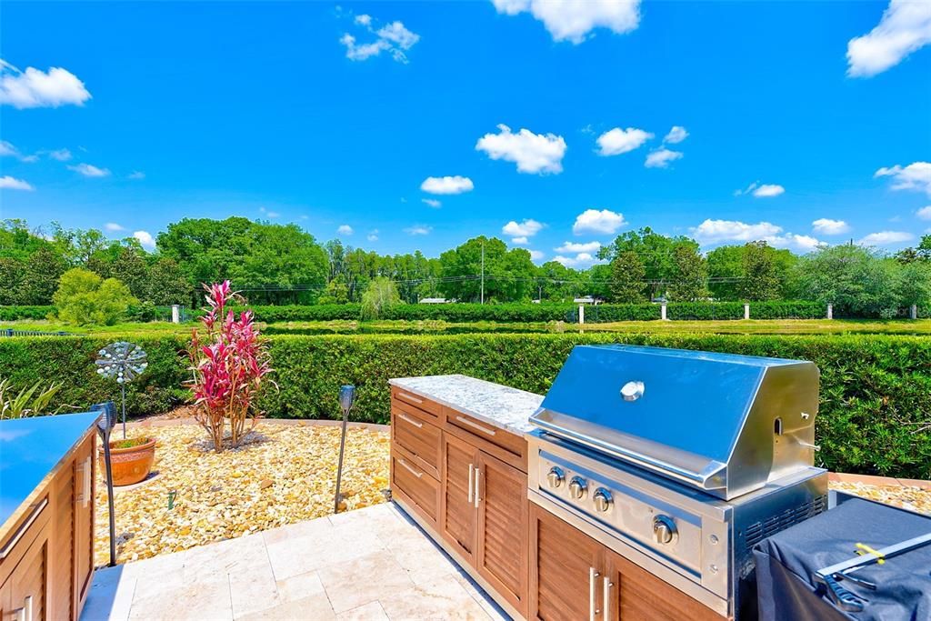 GRILLING AREA