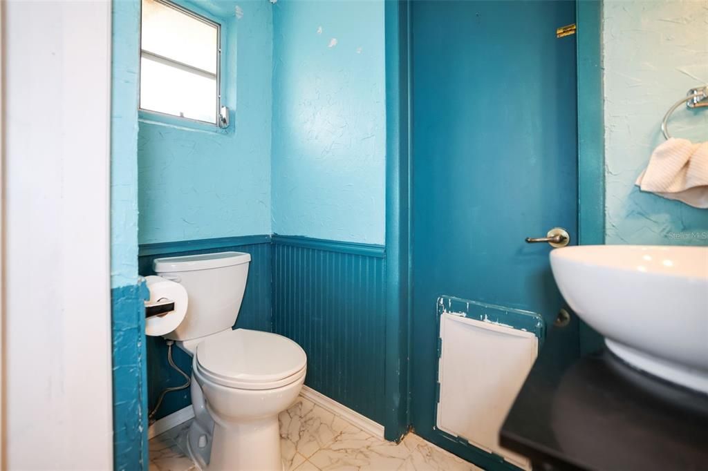 待售: $285,000 (2 贝兹, 2 浴室, 1394 平方英尺)