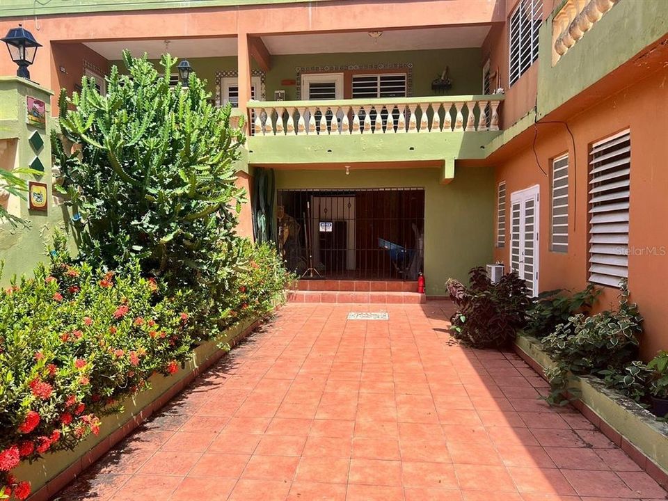 En Venta: $675,000 (6 camas, 5 baños, 0 Pies cuadrados)