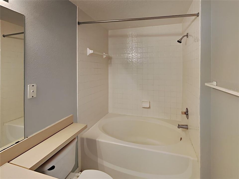 出租: $1,699 (2 贝兹, 2 浴室, 1205 平方英尺)