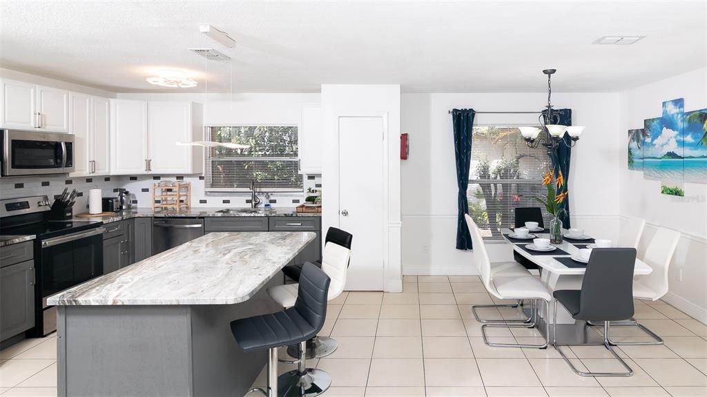 Great Kitchen Space For Cooking or Grabbing a Quick Snack while Enjoying The pool.