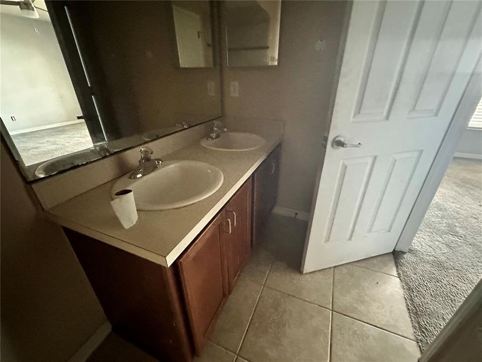 Недавно арендовано: $2,400 (4 спален, 2 ванн, 1929 Квадратных фут)
