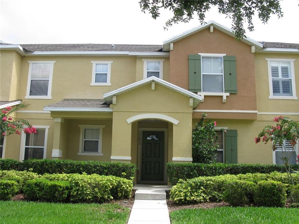 Active With Contract: $2,200 (3 beds, 2 baths, 1668 Square Feet)