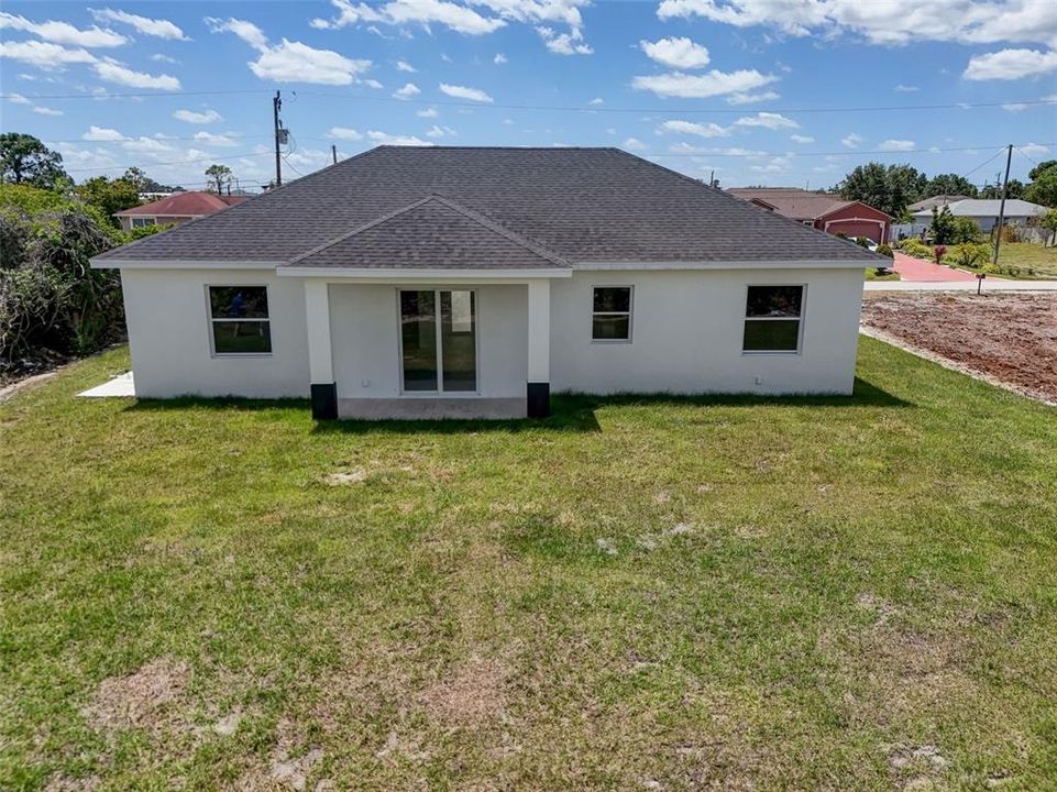 Active With Contract: $354,000 (3 beds, 2 baths, 1639 Square Feet)