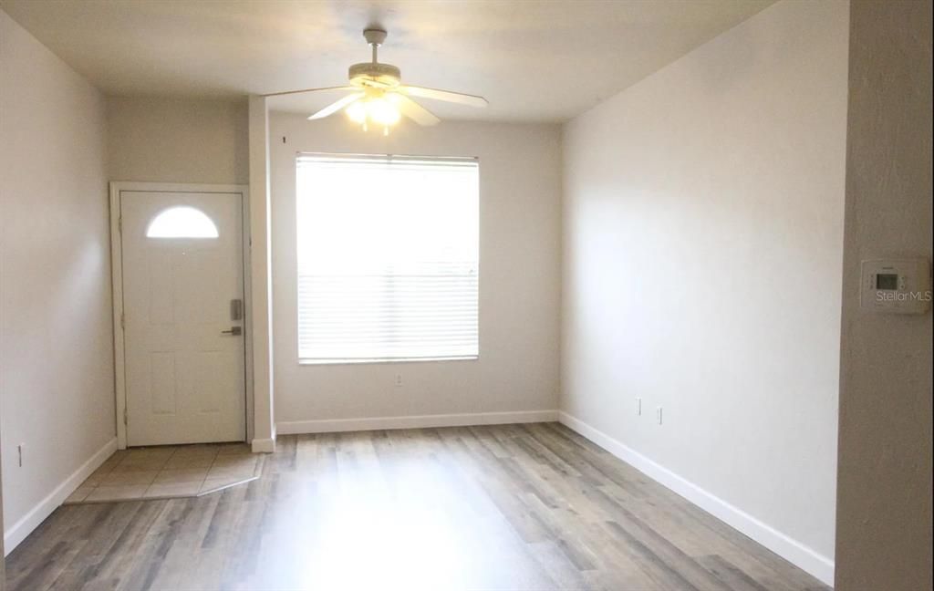 For Sale: $199,000 (2 beds, 2 baths, 1176 Square Feet)