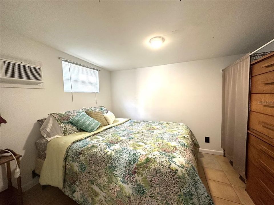 For Rent: $1,700 (1 beds, 1 baths, 600 Square Feet)