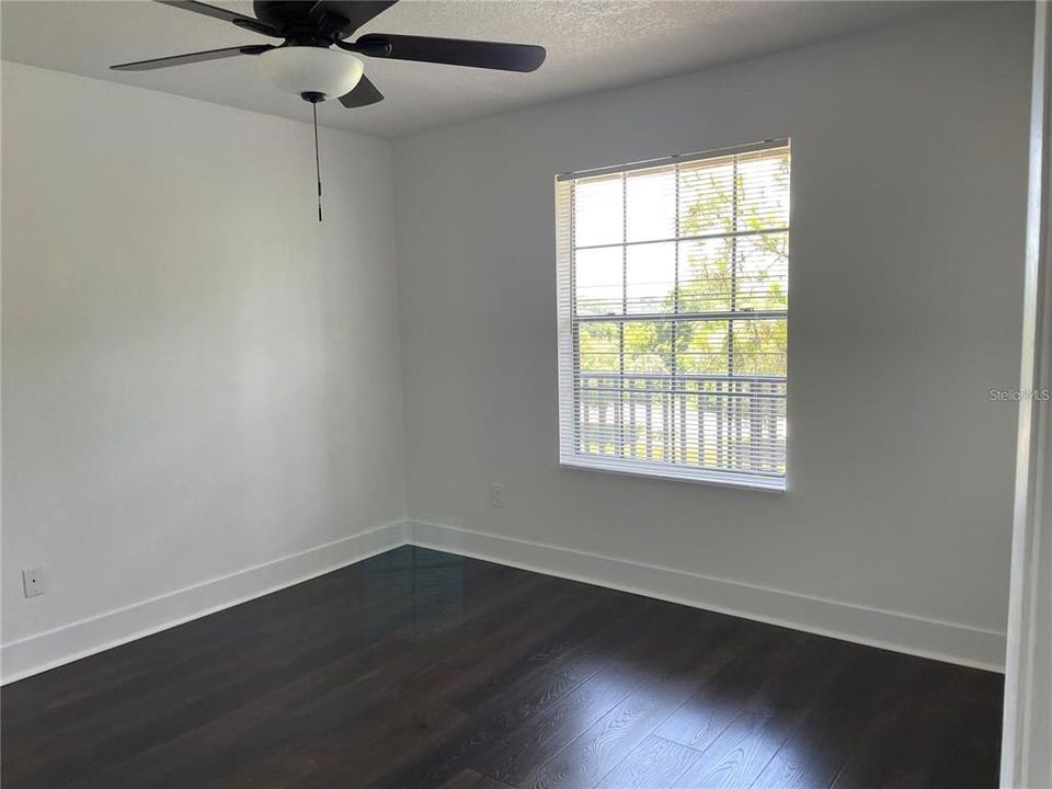 Active With Contract: $1,380 (1 beds, 1 baths, 552 Square Feet)