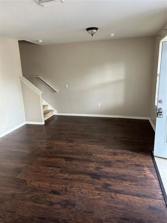 For Rent: $1,950 (3 beds, 2 baths, 1508 Square Feet)