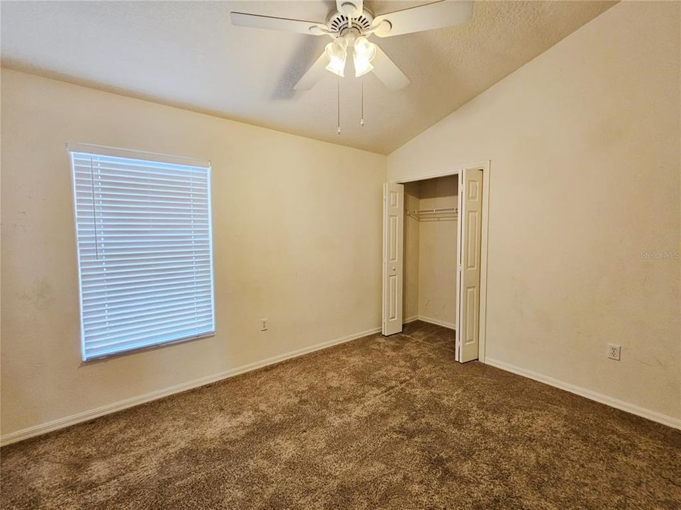 For Sale: $389,900 (3 beds, 2 baths, 1826 Square Feet)