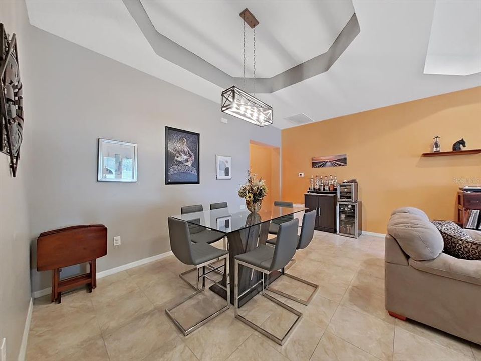 For Sale: $385,000 (3 beds, 2 baths, 1911 Square Feet)
