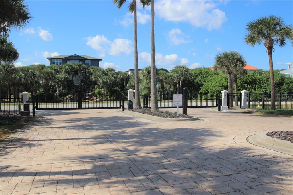 Back gate to intercoastal side