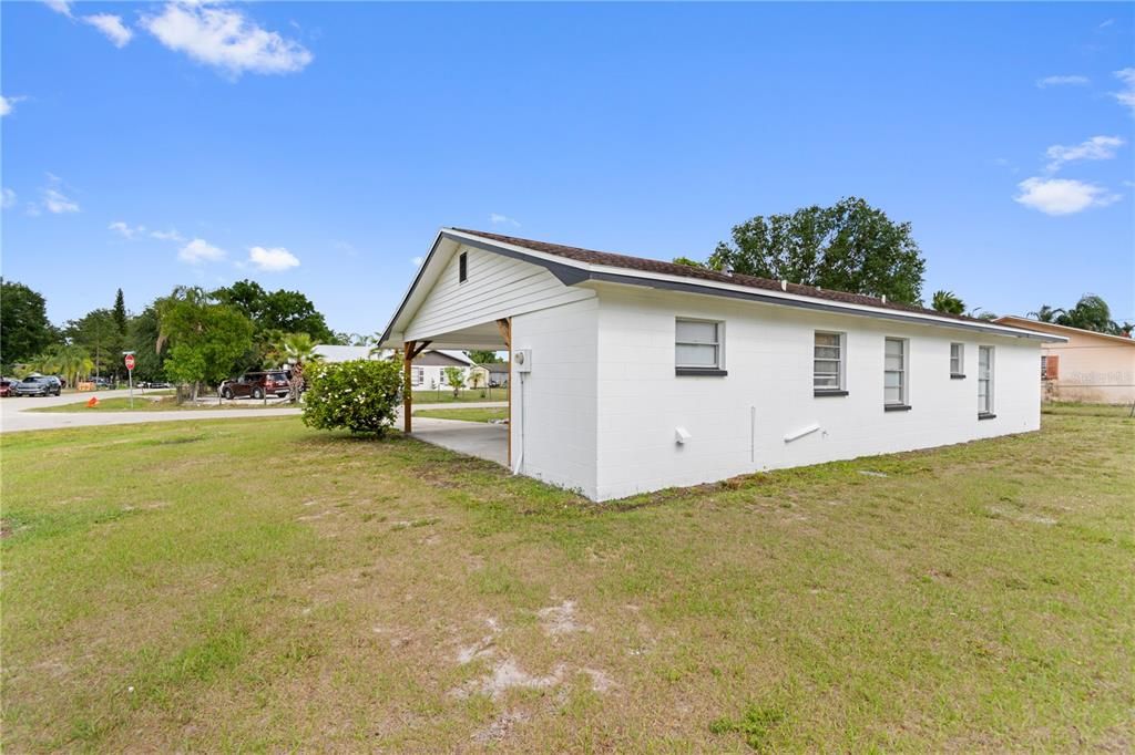 Recently Sold: $190,000 (3 beds, 1 baths, 984 Square Feet)