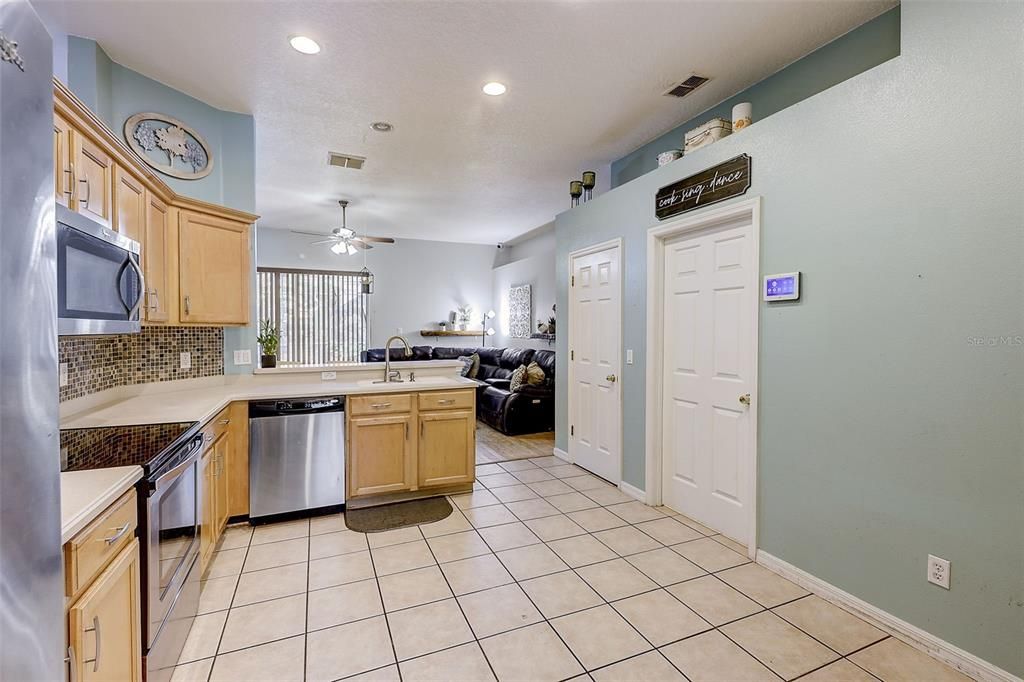 For Sale: $460,000 (4 beds, 2 baths, 2031 Square Feet)