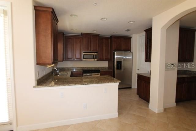 For Rent: $2,775 (3 beds, 3 baths, 2295 Square Feet)