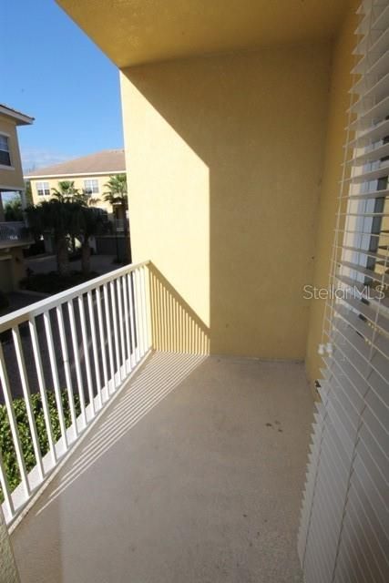 For Rent: $2,695 (3 beds, 3 baths, 2295 Square Feet)