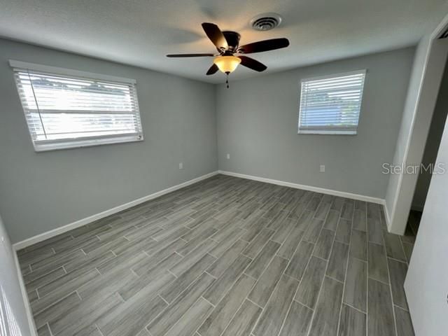 Active With Contract: $2,400 (3 beds, 2 baths, 1502 Square Feet)