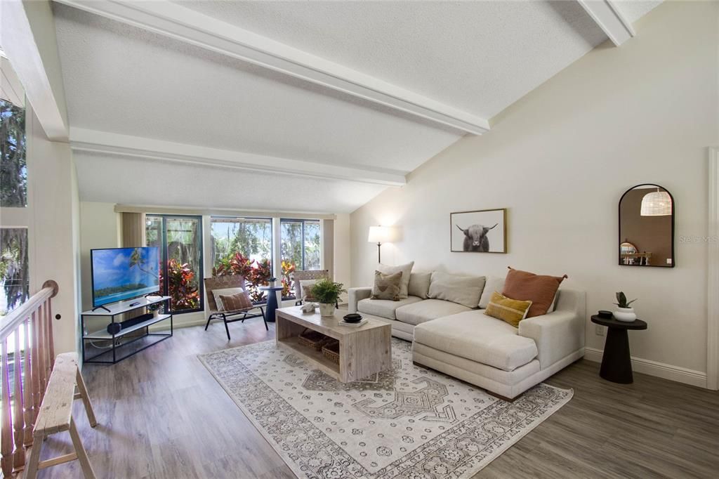 Recently Sold: $1,025,000 (3 beds, 2 baths, 2044 Square Feet)