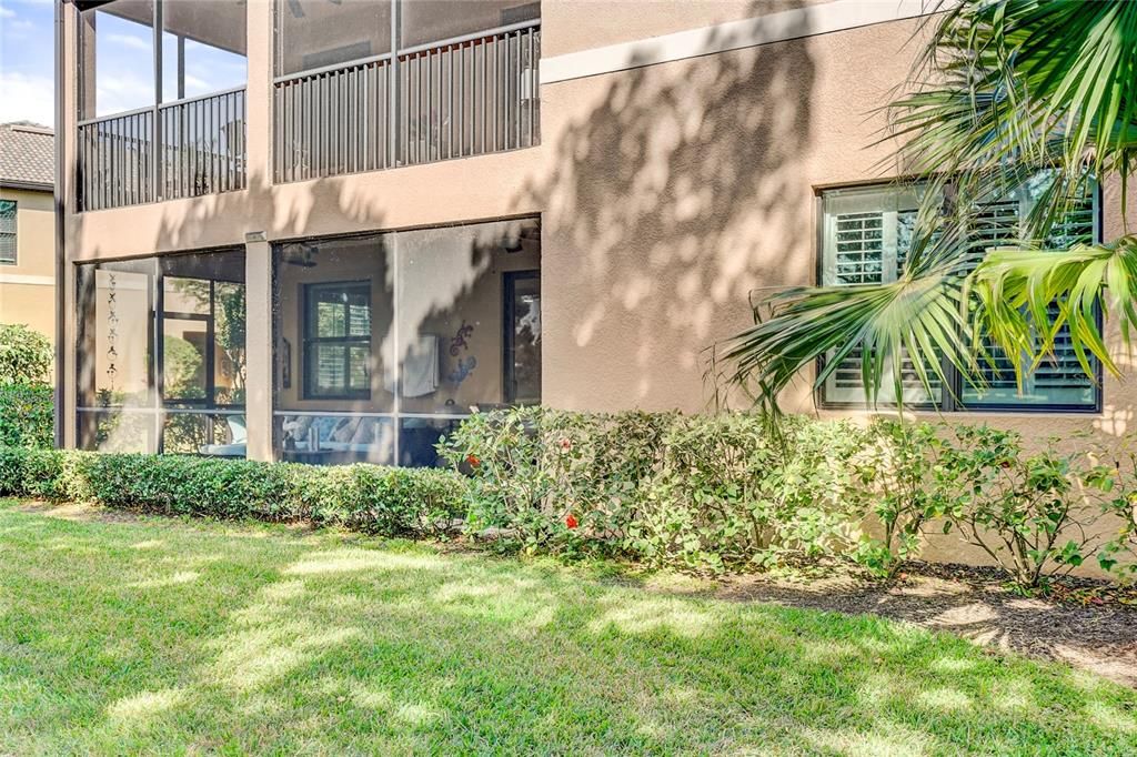 Active With Contract: $389,000 (3 beds, 2 baths, 1786 Square Feet)