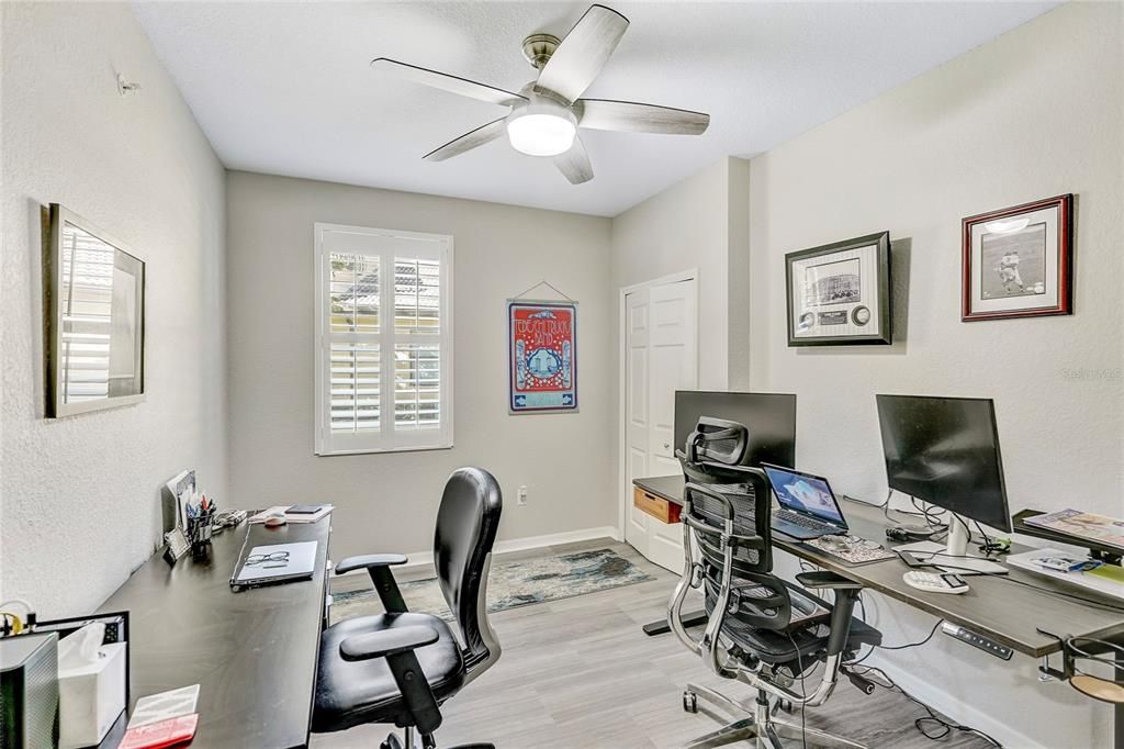 Active With Contract: $389,000 (3 beds, 2 baths, 1786 Square Feet)