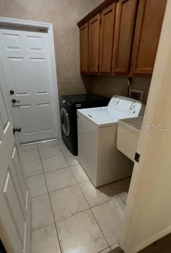 For Rent: $3,600 (4 beds, 2 baths, 2737 Square Feet)