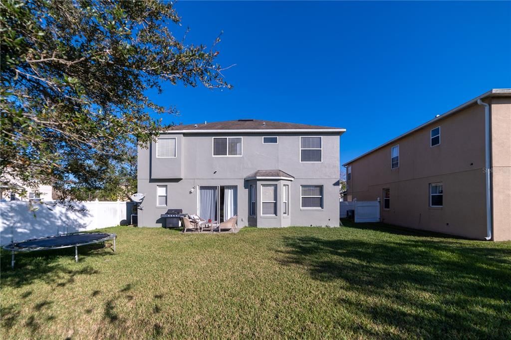 Recently Sold: $520,000 (4 beds, 2 baths, 2528 Square Feet)