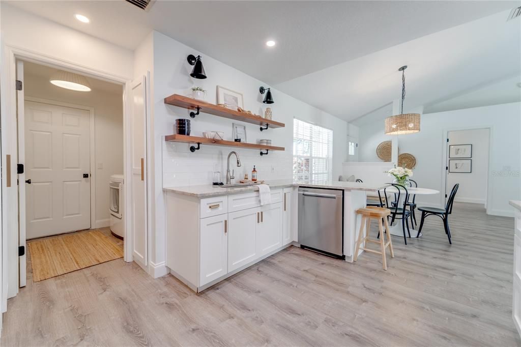 Active With Contract: $639,900 (4 beds, 2 baths, 1662 Square Feet)