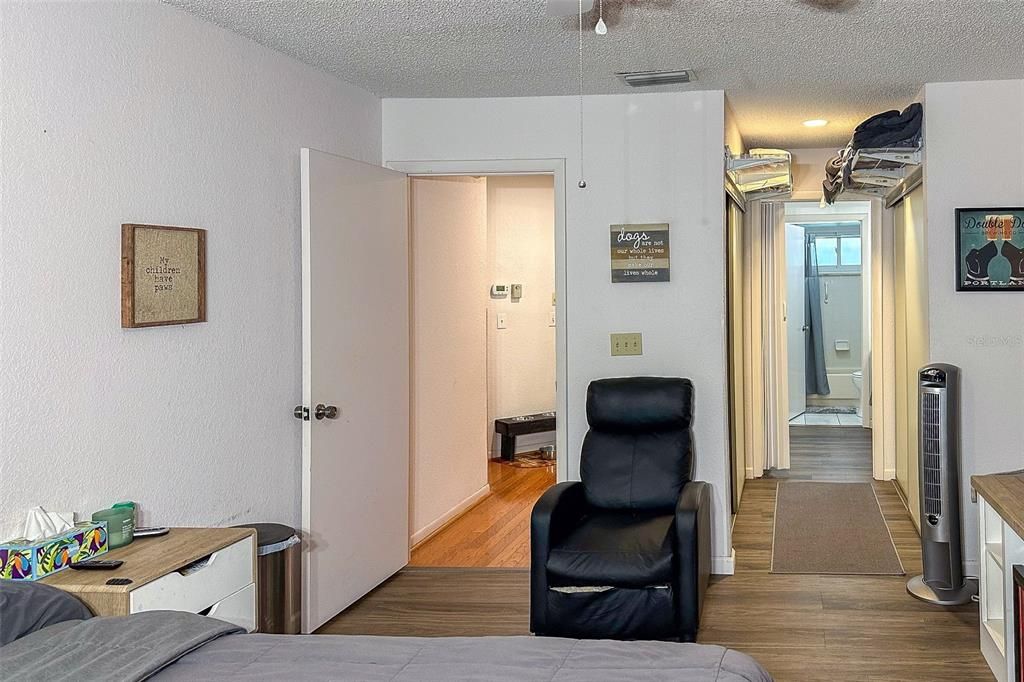 For Sale: $247,500 (2 beds, 2 baths, 1432 Square Feet)