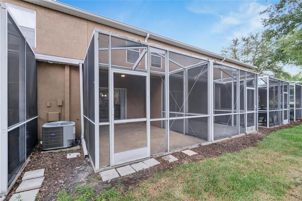 Active With Contract: $259,000 (2 beds, 2 baths, 1383 Square Feet)