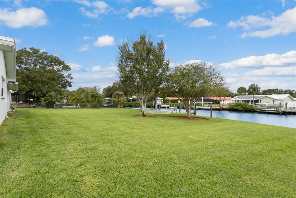 For Sale: $759,000 (3 beds, 2 baths, 1922 Square Feet)