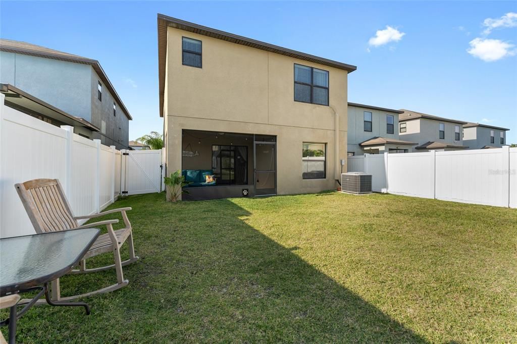 For Sale: $419,900 (4 beds, 2 baths, 2102 Square Feet)