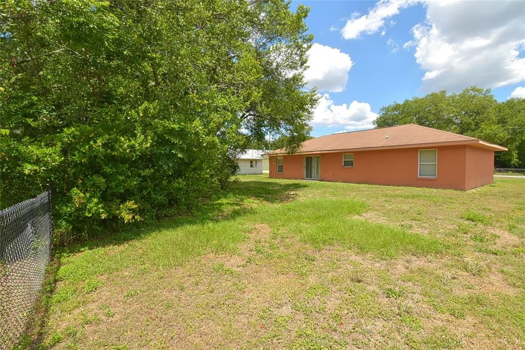 For Sale: $219,900 (3 beds, 2 baths, 1252 Square Feet)