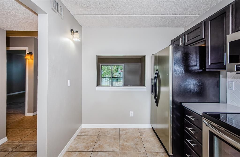 For Sale: $138,000 (1 beds, 1 baths, 742 Square Feet)