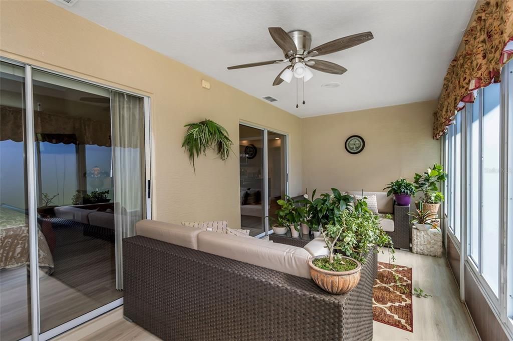 For Sale: $384,900 (3 beds, 2 baths, 1963 Square Feet)