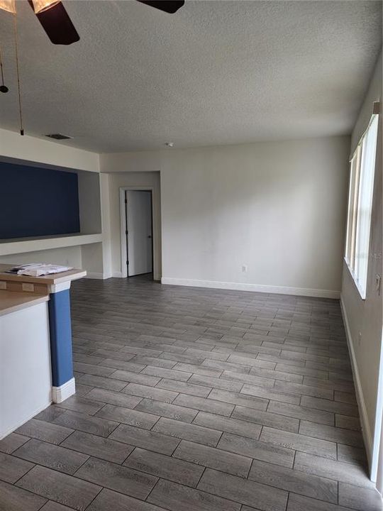 Active With Contract: $2,400 (4 beds, 2 baths, 1724 Square Feet)