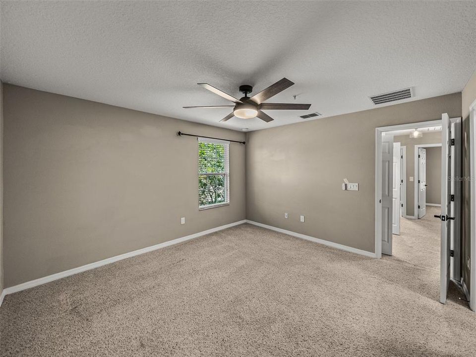 Active With Contract: $399,900 (4 beds, 2 baths, 1656 Square Feet)