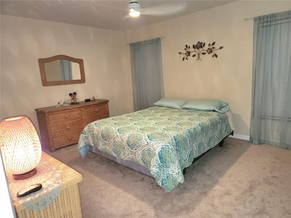 Недавно арендовано: $2,500 (3 спален, 2 ванн, 1576 Квадратных фут)