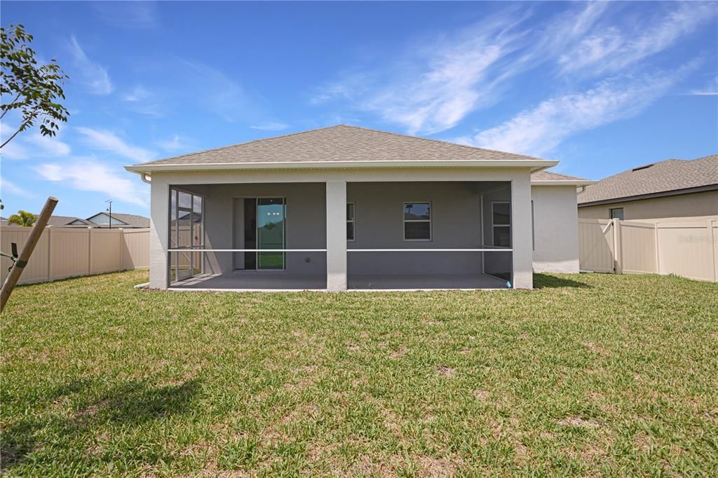 Active With Contract: $340,000 (3 beds, 2 baths, 1505 Square Feet)