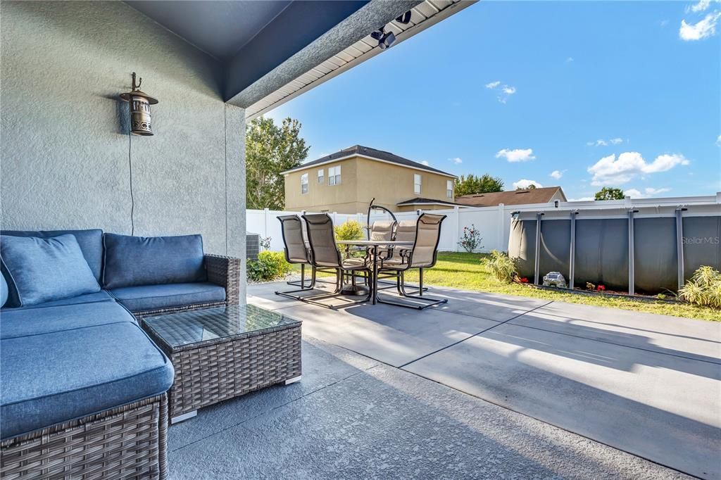 For Sale: $385,000 (3 beds, 2 baths, 1527 Square Feet)
