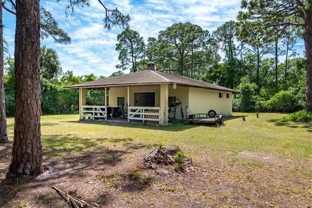 For Sale: $1,275,000 (4 beds, 2 baths, 3168 Square Feet)