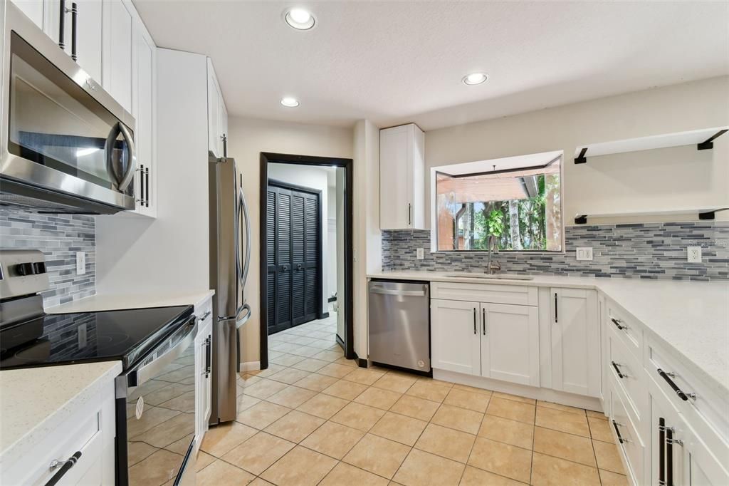 Active With Contract: $589,900 (3 beds, 2 baths, 2175 Square Feet)
