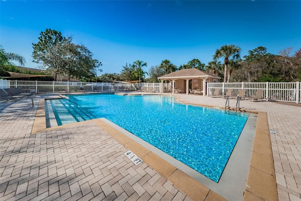 Recently Sold: $650,000 (3 beds, 2 baths, 2010 Square Feet)