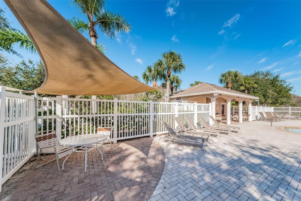 Recently Sold: $650,000 (3 beds, 2 baths, 2010 Square Feet)