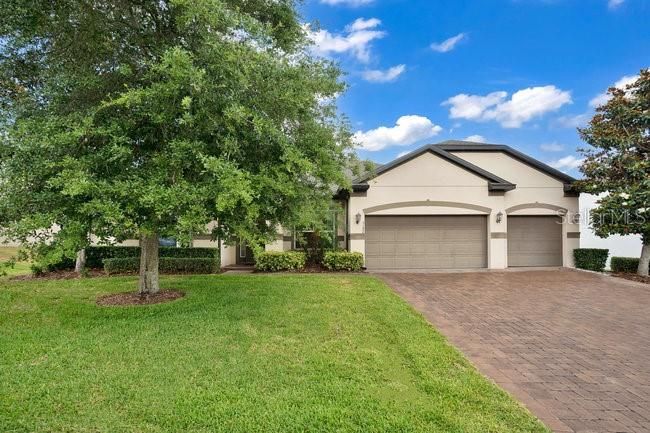 Active With Contract: $649,900 (4 beds, 3 baths, 3034 Square Feet)