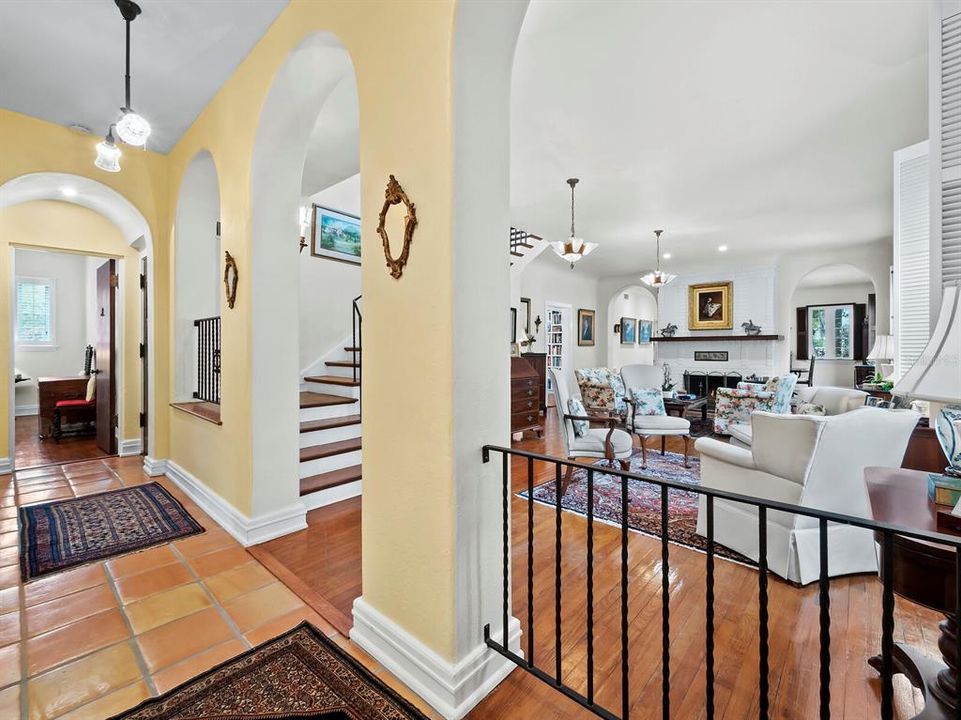 For Sale: $3,950,000 (5 beds, 4 baths, 3930 Square Feet)