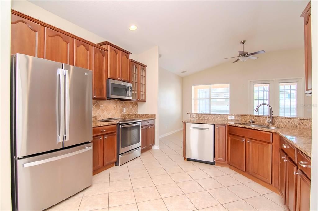 For Sale: $453,500 (4 beds, 2 baths, 2082 Square Feet)