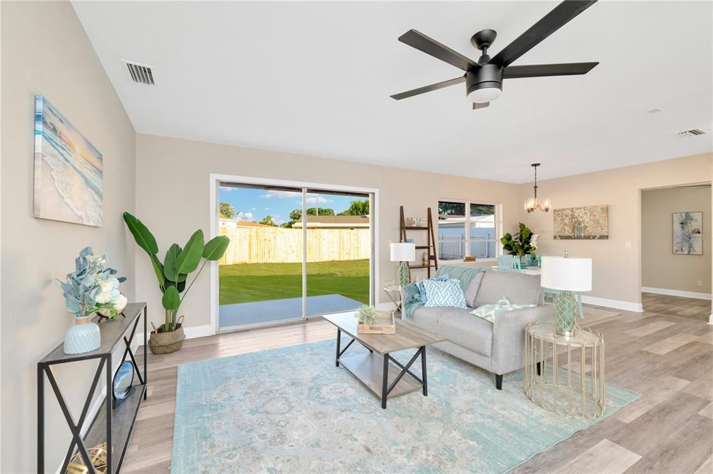 Active With Contract: $439,900 (4 beds, 2 baths, 1422 Square Feet)