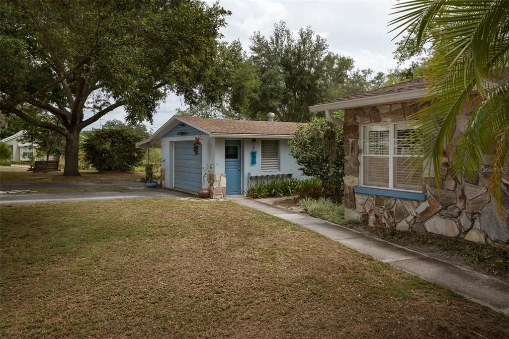 For Sale: $369,900 (3 beds, 2 baths, 1321 Square Feet)